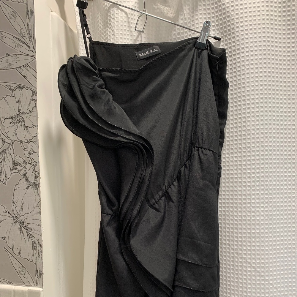 One shoulder dress